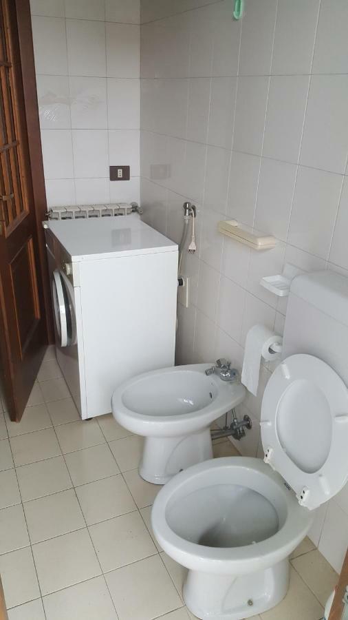 Alex'S Home Crone Εξωτερικό φωτογραφία