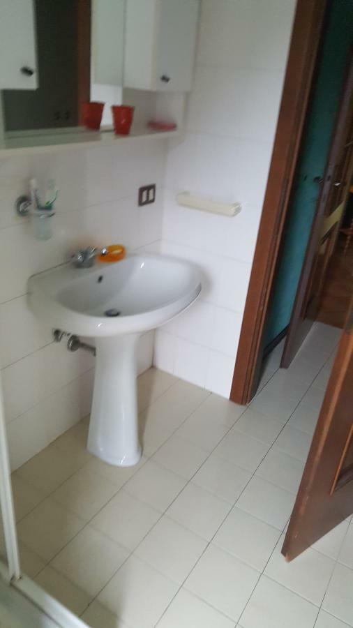 Alex'S Home Crone Εξωτερικό φωτογραφία